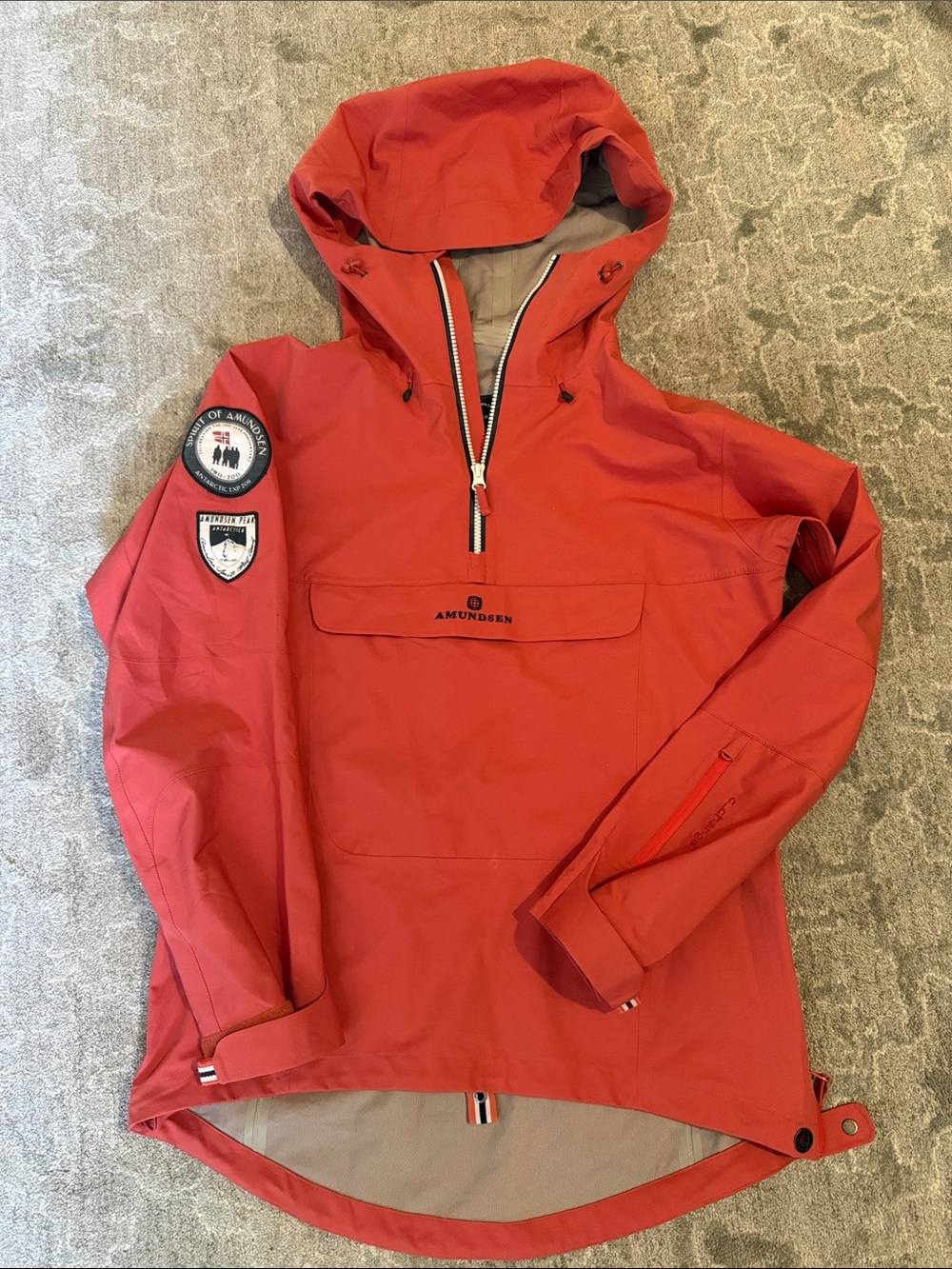 Amundsen rain jacket